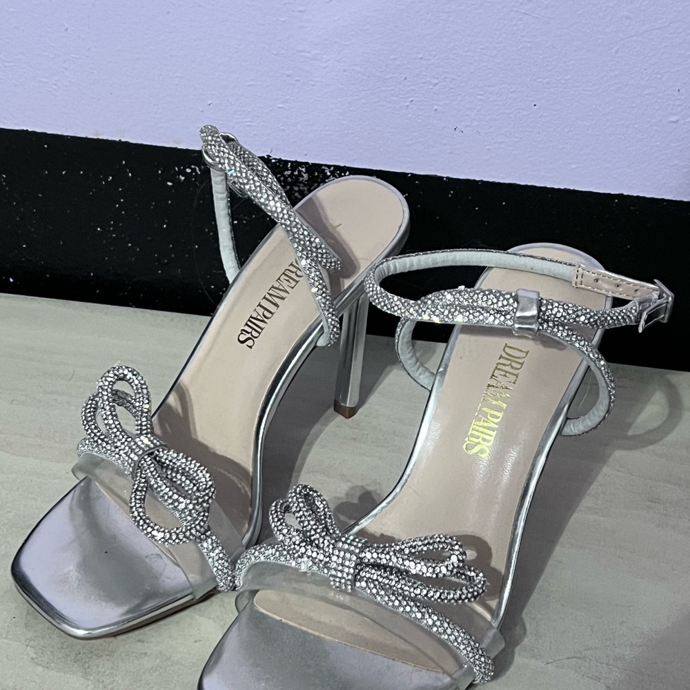 Dream Pairs Glittering Silver Heels